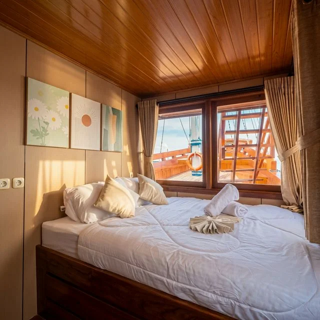 Luxury Cabin Suite